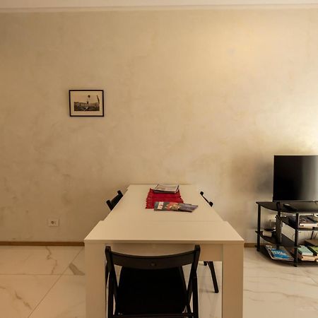 Ferienwohnung Lo Scrigno D'Oro Nel Centro Di Torino Exterior foto