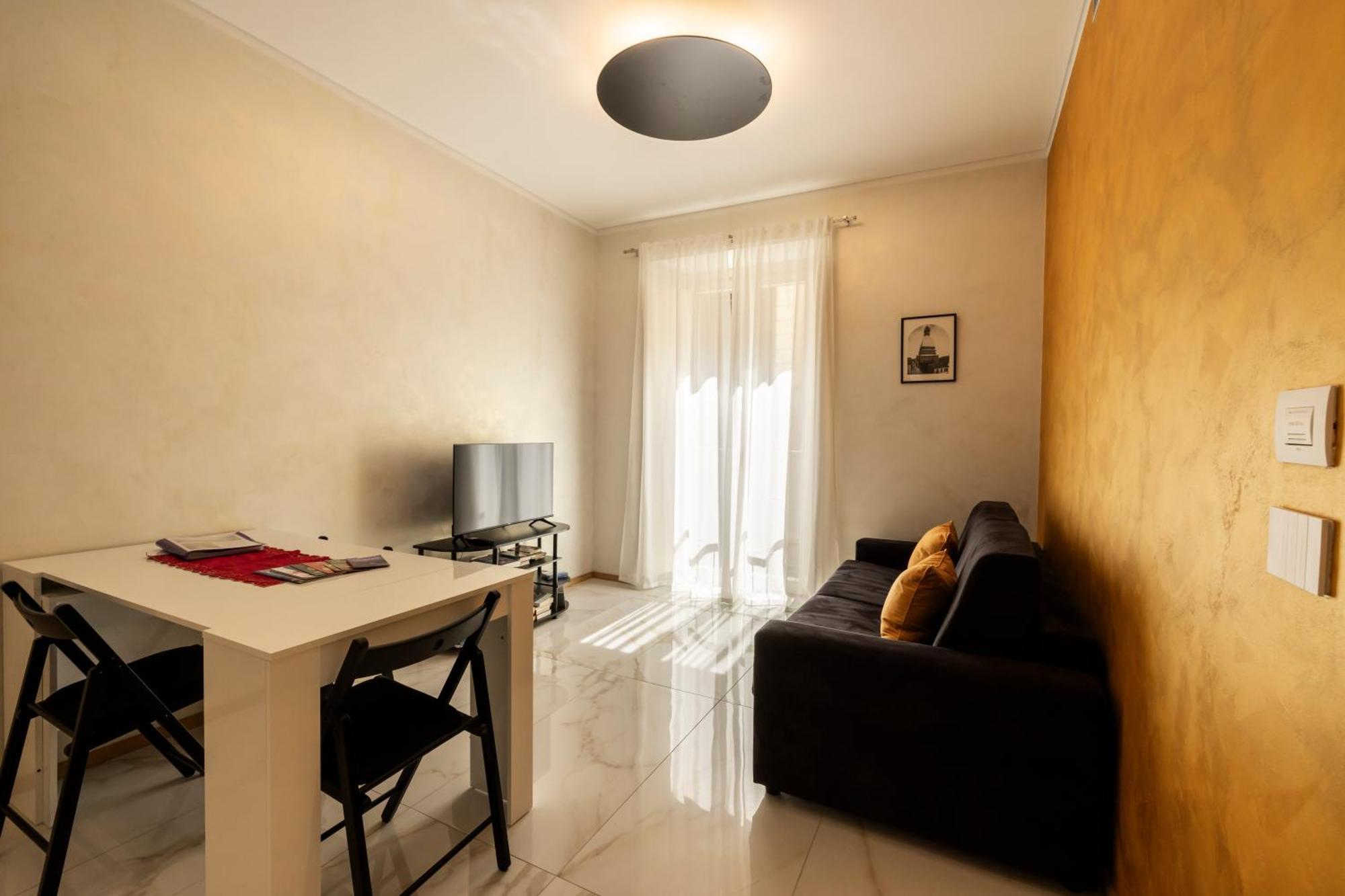 Ferienwohnung Lo Scrigno D'Oro Nel Centro Di Torino Exterior foto