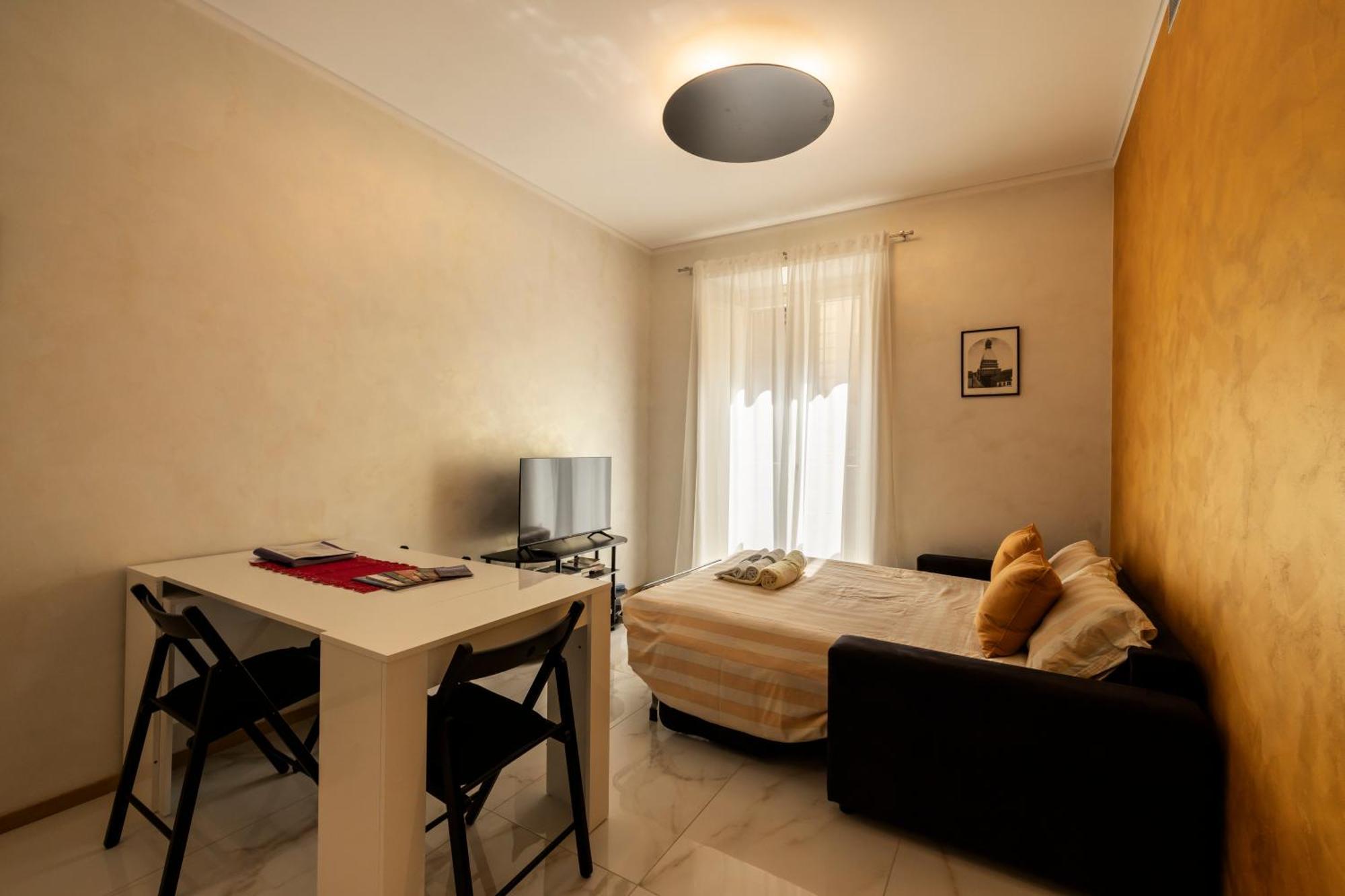 Ferienwohnung Lo Scrigno D'Oro Nel Centro Di Torino Exterior foto